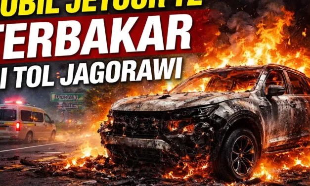Tabrakan Di Tol Jagorawi: Jetour T2 Hangus Terbakar
