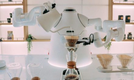 Robot Ini Bisa Menulis Kaligrafi Sekaligus Meracik Kopi