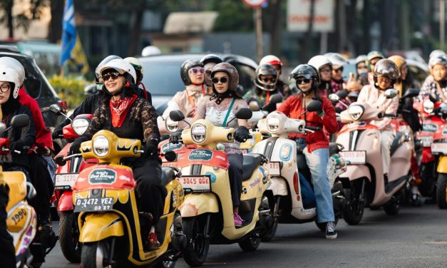 Repsol Peringati Hari Kartini Dengan Aksi Rider Perempuan