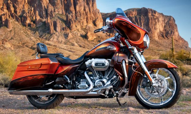 Harley Davidson Street Glide: Motor Ikonik Kenyamanan Maksimal