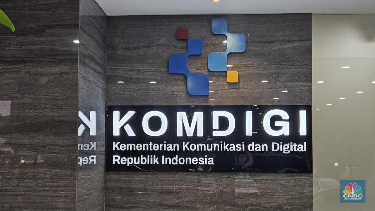 Komdigi Buka Lelang