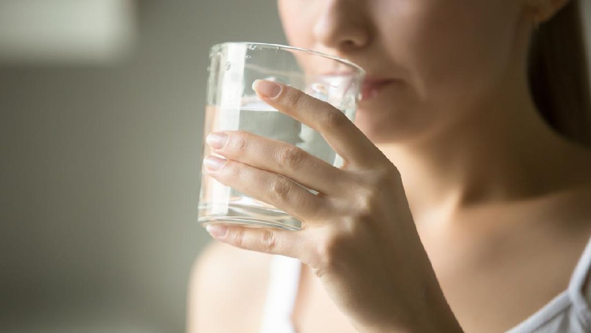 Minum Air Putih